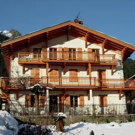 Beautiful Apartment In Mont Blanc With Spa Apartament