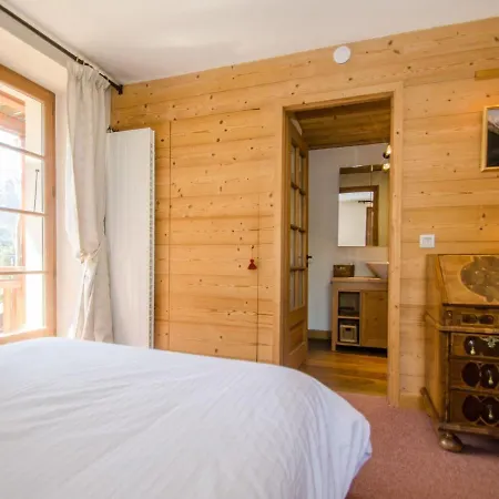 Beautiful Apartment In Mont Blanc With Spa