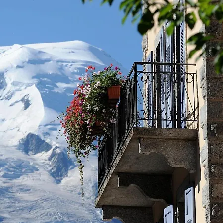 Beautiful Apartment In Mont Blanc With Spa *